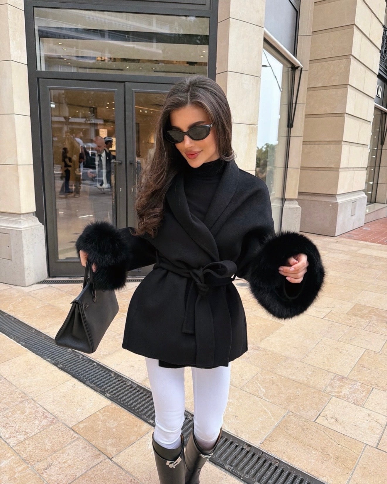 Delina – Cappotto in lana e cashmere con cintura e maniche rimovibili in pelliccia di volpe