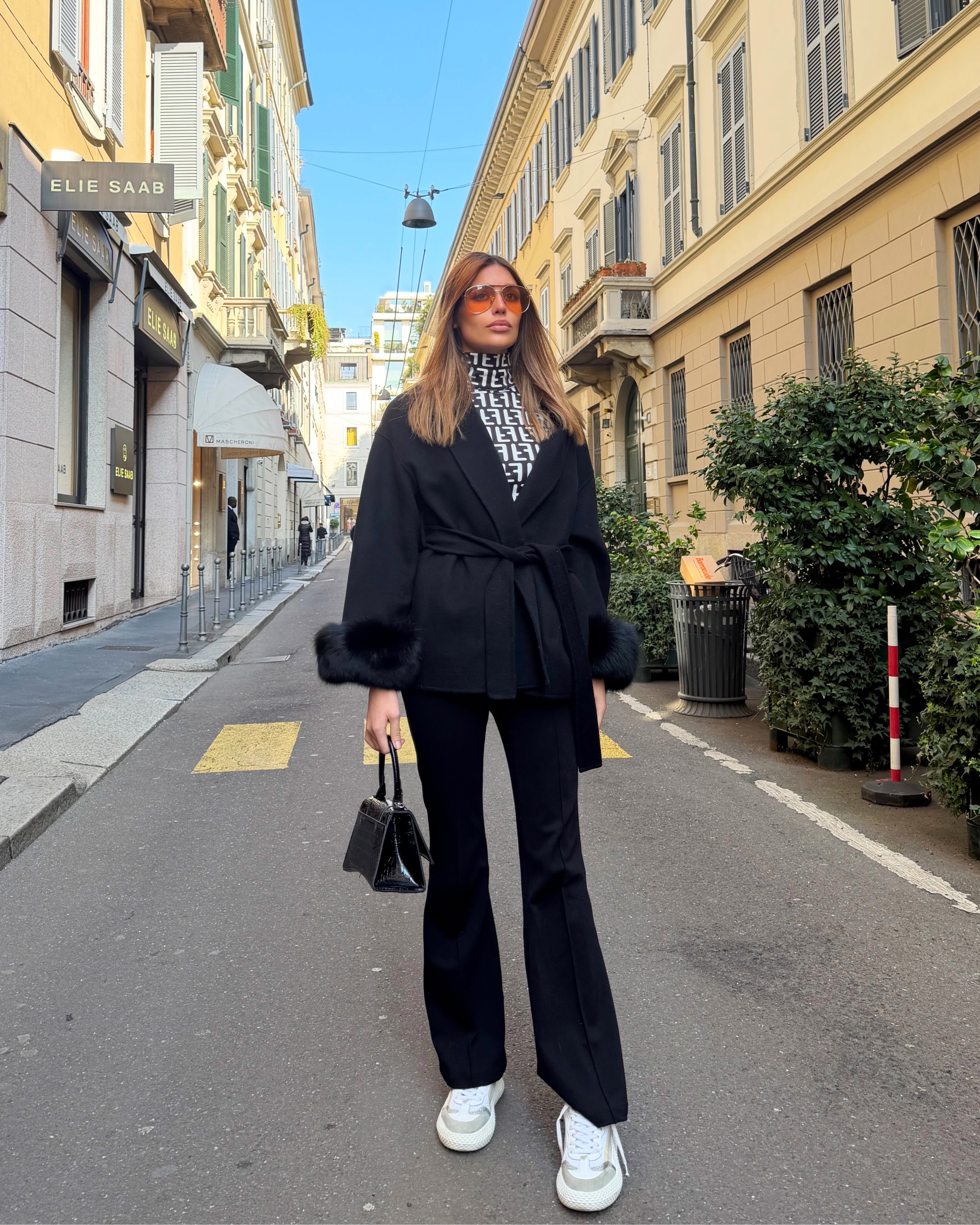 Delina – Cappotto in lana e cashmere con cintura e maniche rimovibili in pelliccia di volpe
