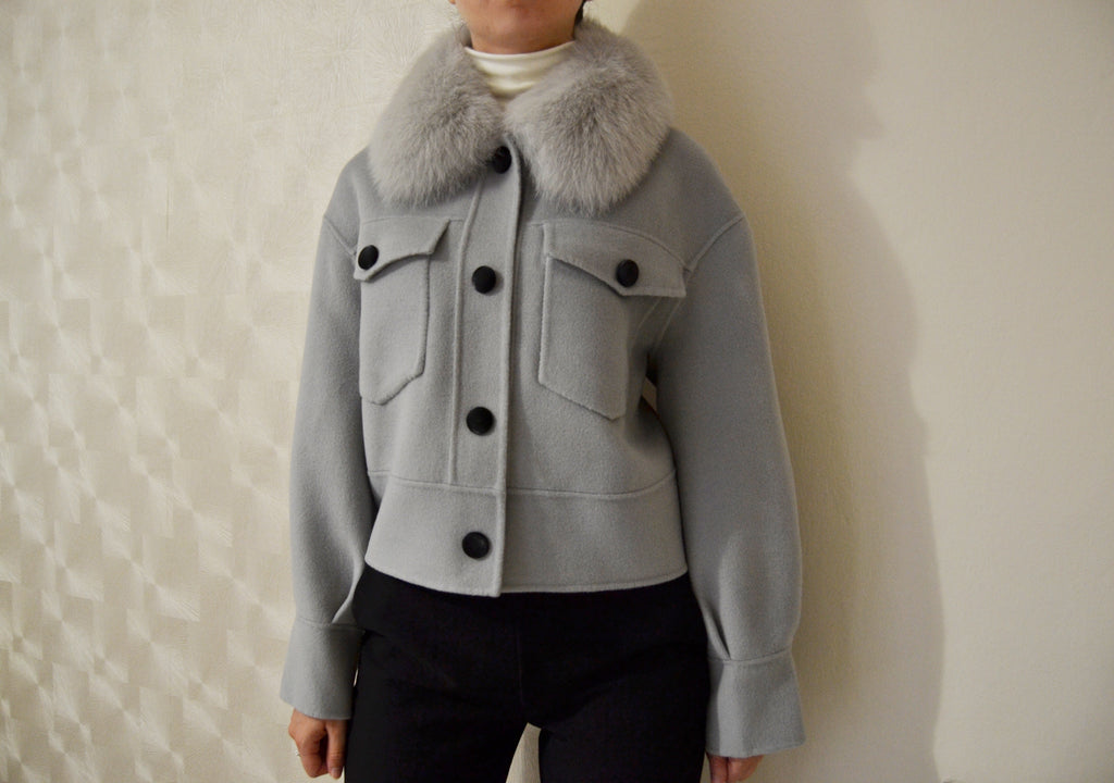Davina – Cappotto donna in lana e cashmere con bottoni e colletto in pelliccia di volpe