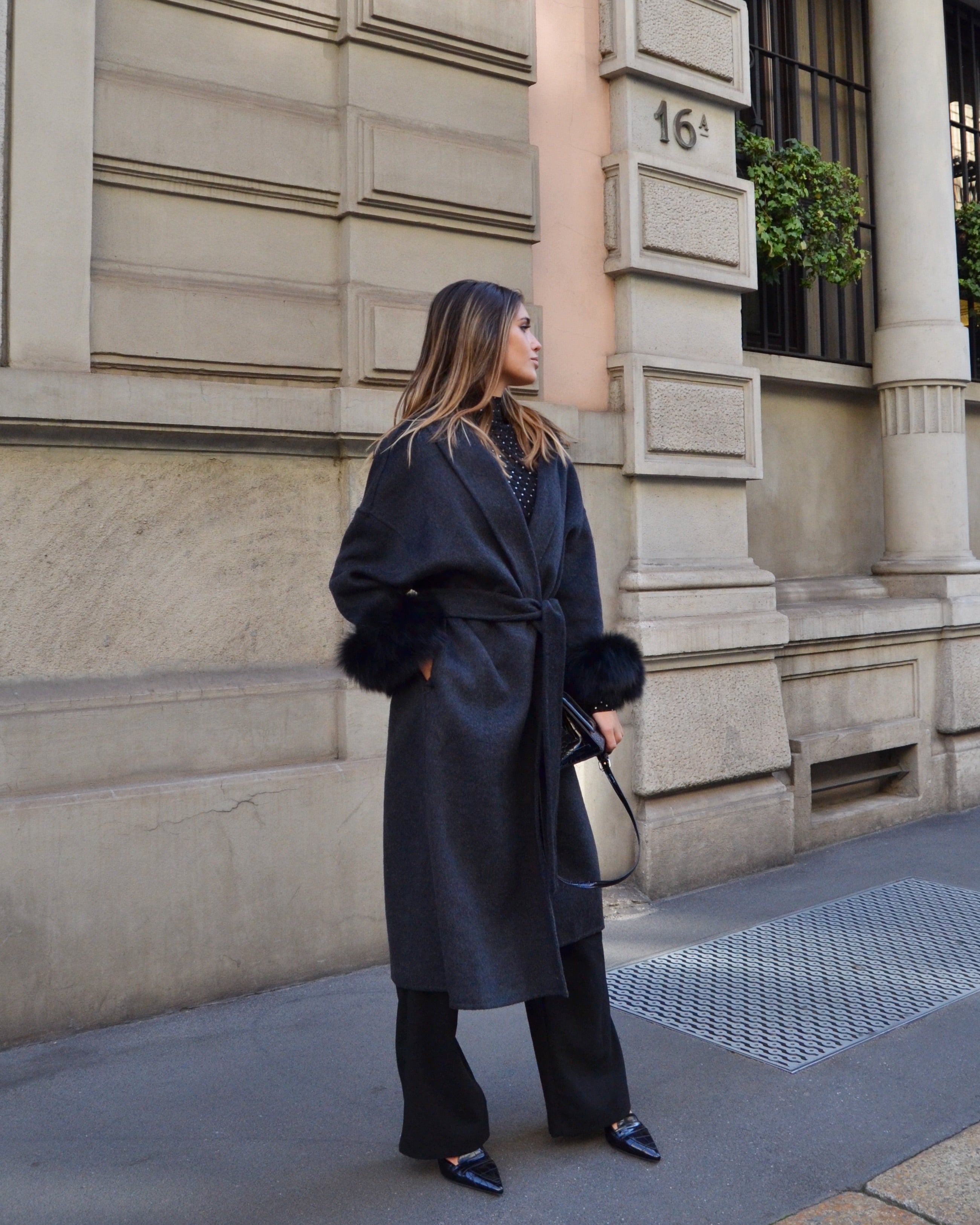 Blair — Long coat in double merino wool with removable fox fur cuffs