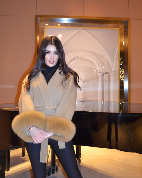 Delina — Short coat in double merino wool with removable fox fur cuffs