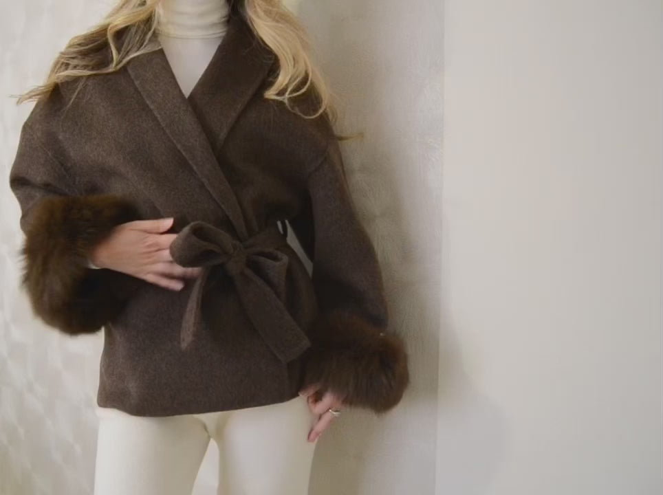 Delina - Cappotto corto di lana superfine